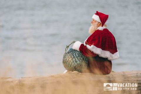 Visit Westport Santa at the beach